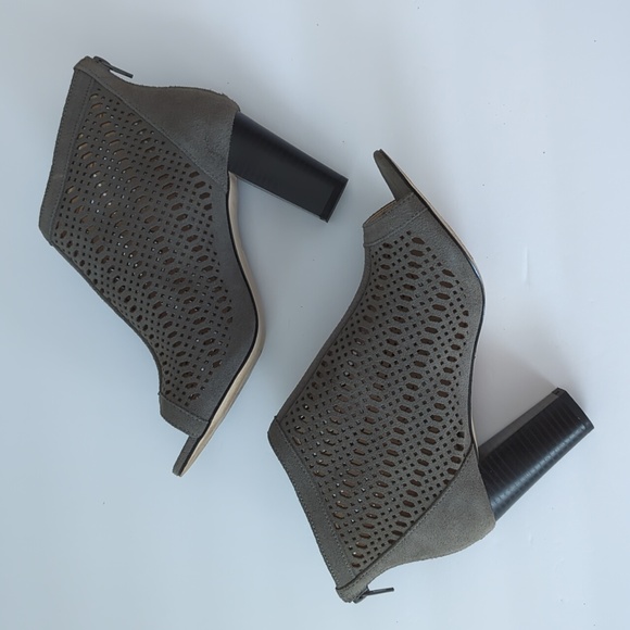 Brooks Brothers High Heeled Bootie Suede Open Toe Cut Out Grey size 8 - Picture 8 of 11